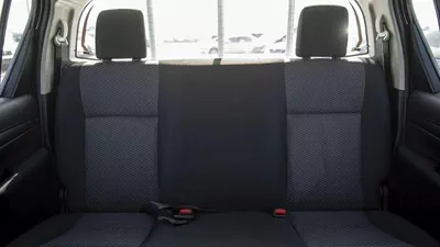 Toyota Hilux GL HILUX 2.4L MED OPTION-17