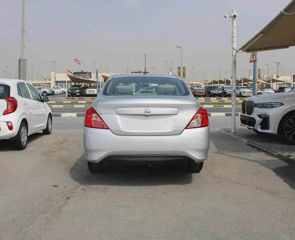 Nissan Sunny SE 2023 | GCC Specs-4-4