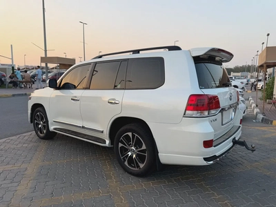 تويوتا لاند كروزر 2010 VXR V8 محول الشكل الجديد 2021-4