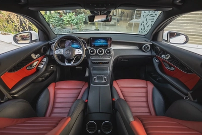 Mercedes-Benz GLC 200 2020-17