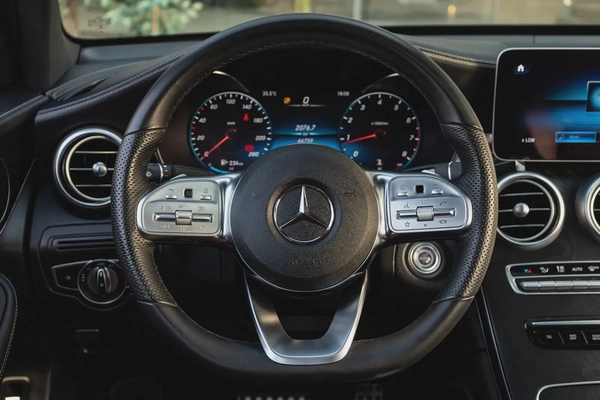 Mercedes-Benz GLC 200 2020