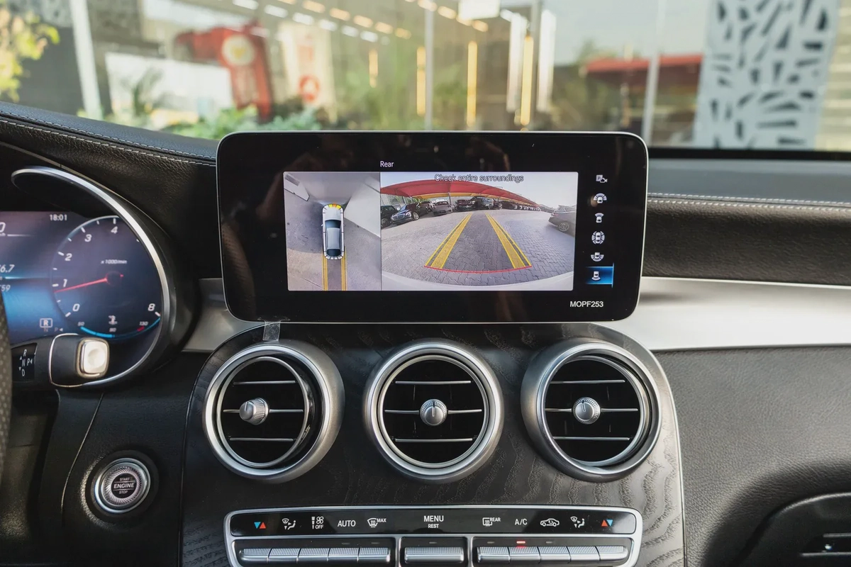 Mercedes-Benz GLC 200 2020-18-18