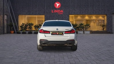 BMW 5 Series 520 2021-14