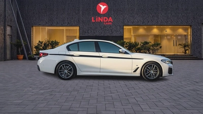 BMW 5 Series 520 2021-10