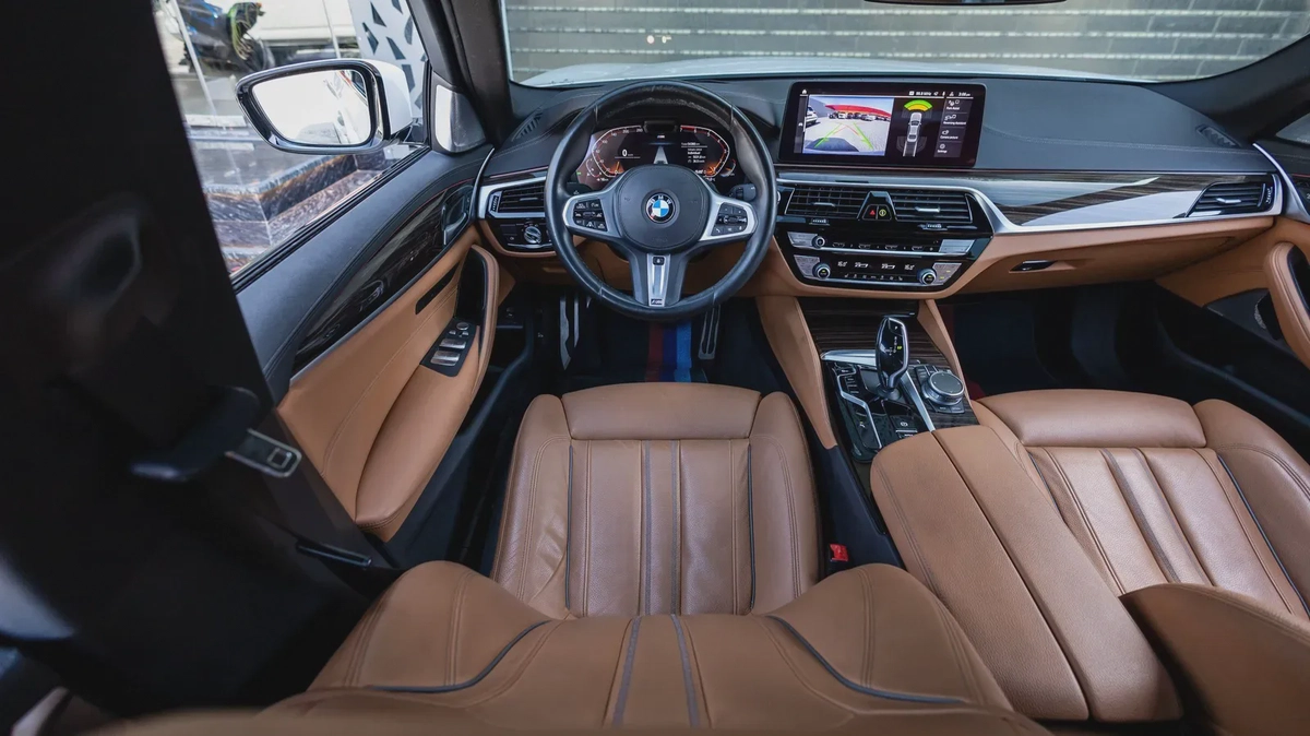 BMW 5 Series 520 2021-13-13