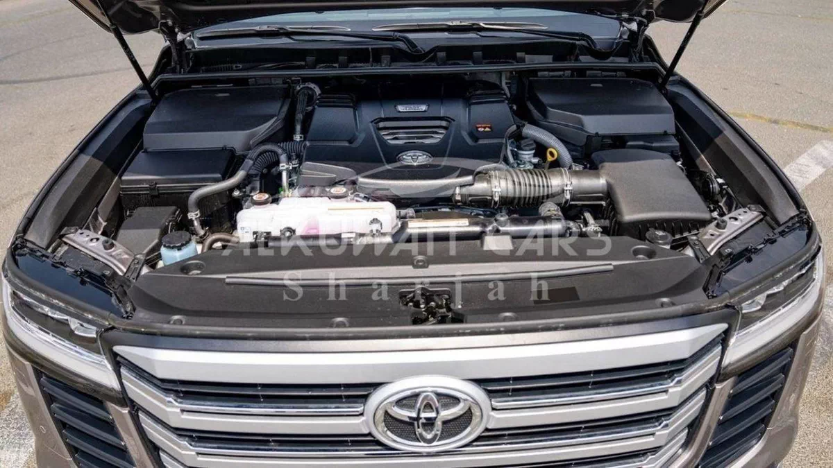 Toyota Land Cruiser VXR TOYOTA LAND CRUISER LC300 VXR 3.3D AT MY2025-19-0