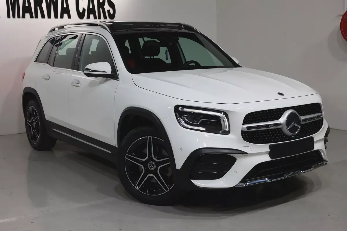2023 Mercedes GLB 250 4MATIC I GARGASH WARRANTY + SERVICE CONTRACT  | GCC Specs I ACCIDENTS FREE-1-1
