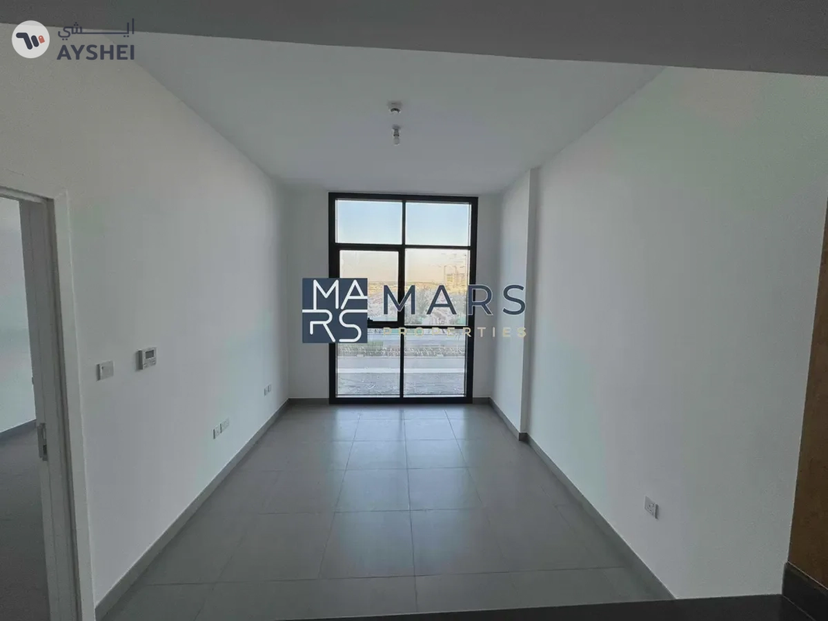 | BRAND NEW 1 BEDROOM | READY TO MOVE | FREEHOLD | PRIME LOCATION