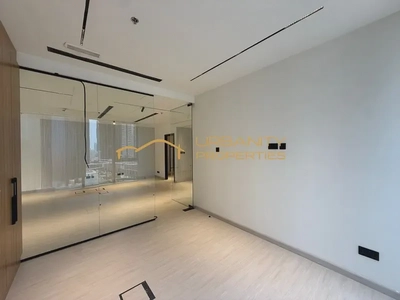Fully Fitted Office | 2 Parking | Prime Business Bay Location-3