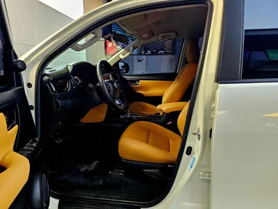 Toyota Fortuner EXR FORTUNER EXR / V4 2.7L / LEATHER SEATS / DVD CAMERA / LOW MILEAGE-11