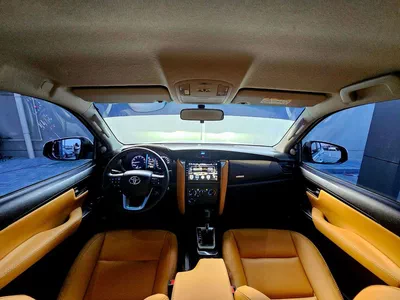 Toyota Fortuner EXR FORTUNER EXR / V4 2.7L / LEATHER SEATS / DVD CAMERA / LOW MILEAGE-17