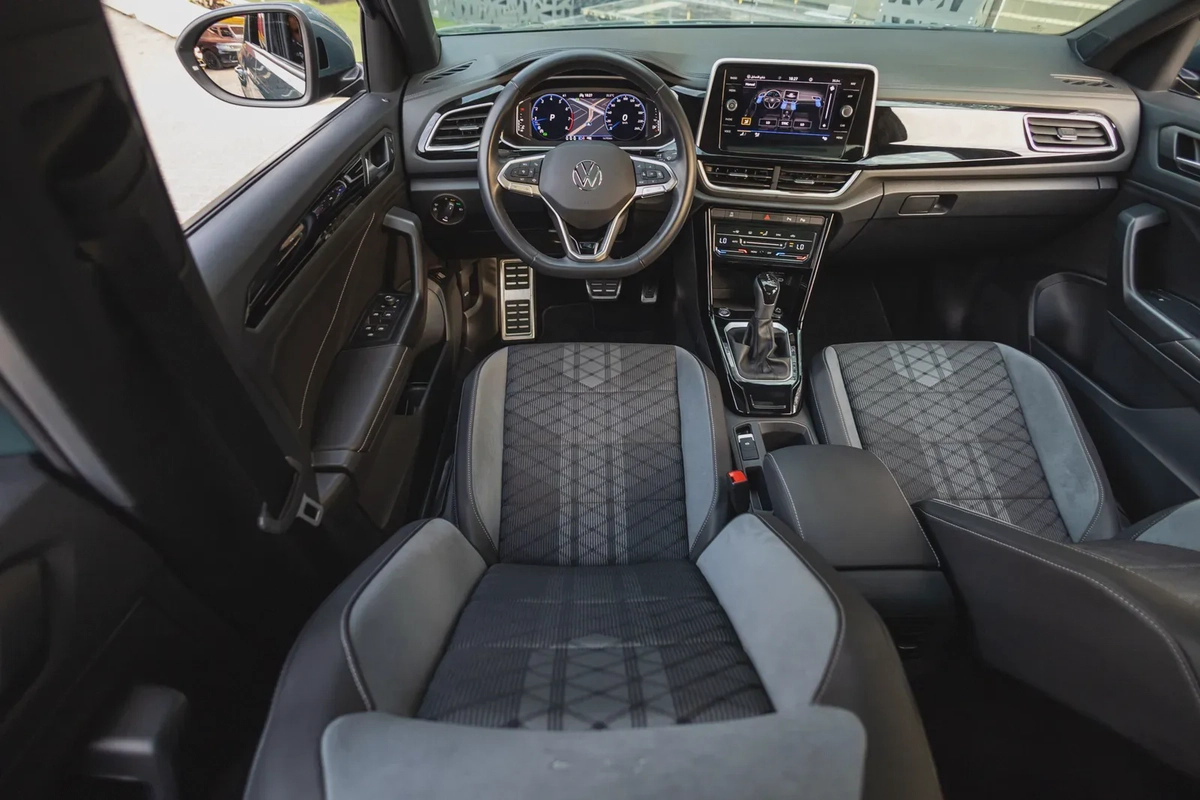 Volkswagen T-Roc 2024-16-16