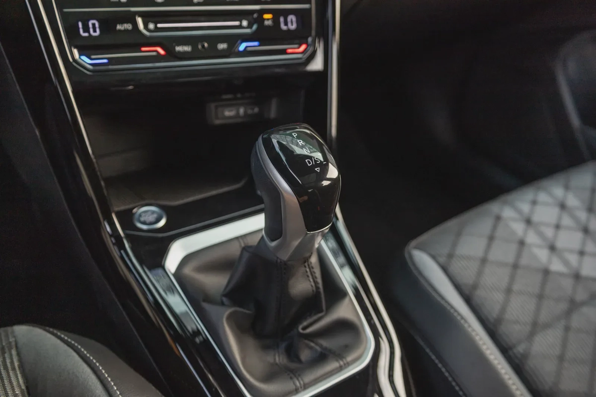 Volkswagen T-Roc 2024-14-14