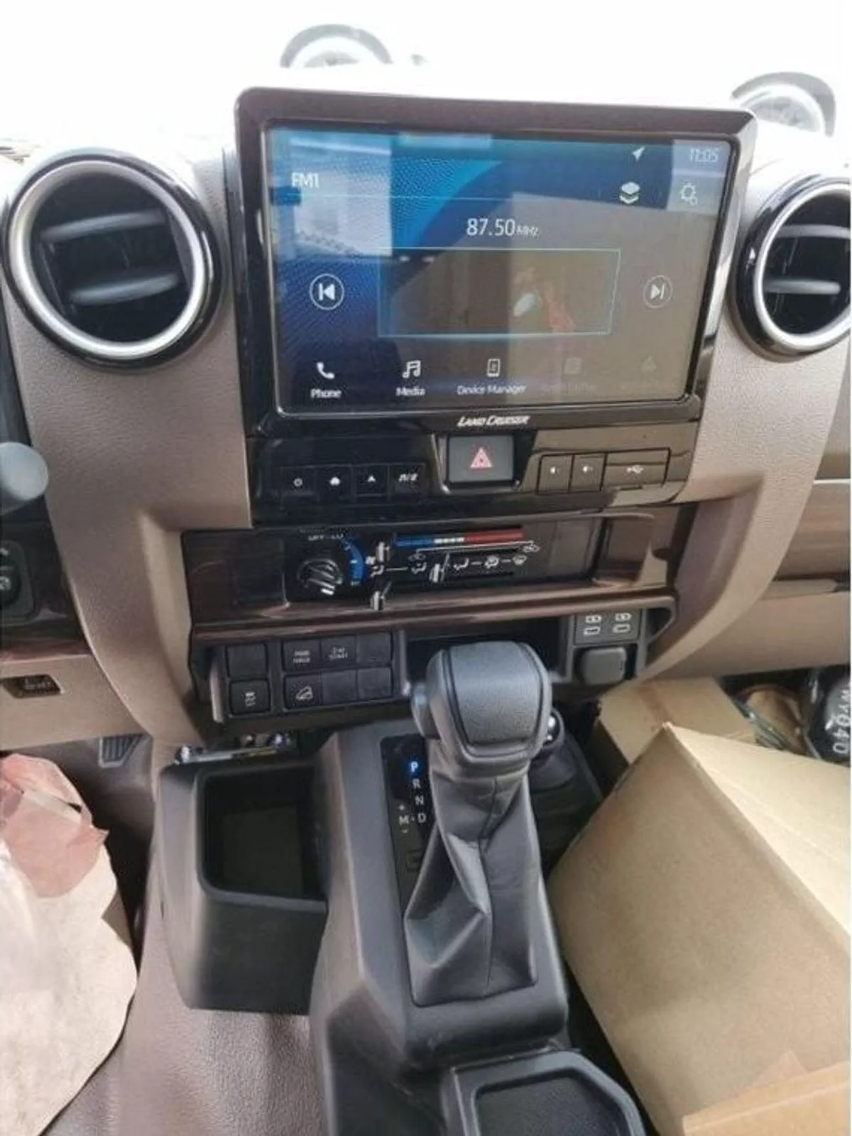 Toyota Land Cruiser Pick Up VDJ79 2.8L DIESEL A/T FULL OPTION DOUBLE CABIN PICKUP-14-0