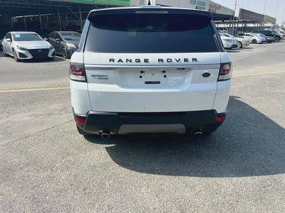 Land Rover Range Rover Sport HSE 2017 - American Specs - Excellent Condition-6