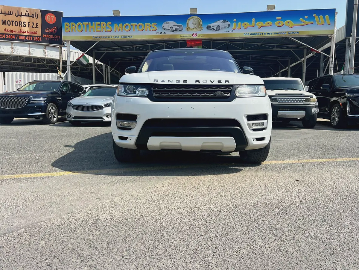 Land Rover Range Rover Sport HSE 2017 - American Specs - Excellent Condition-2-2