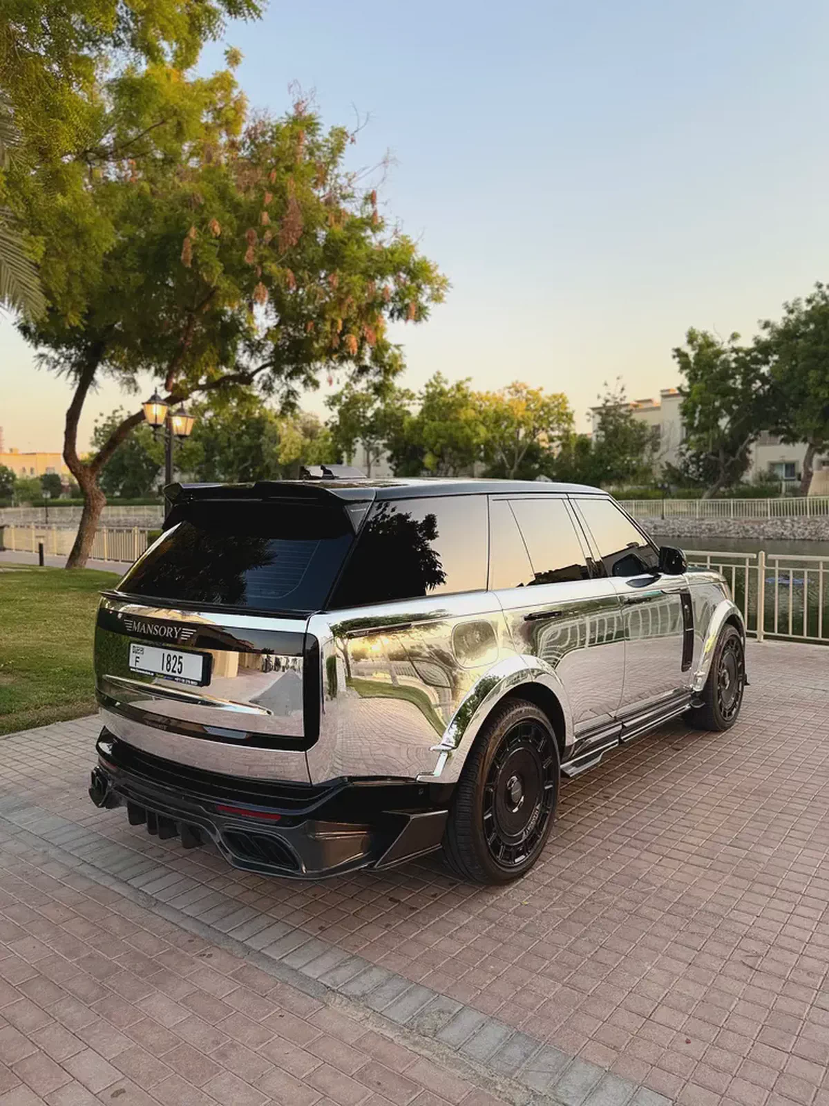 2022 Land Rover Range Rover Autobiography - GCC Specs-1-1