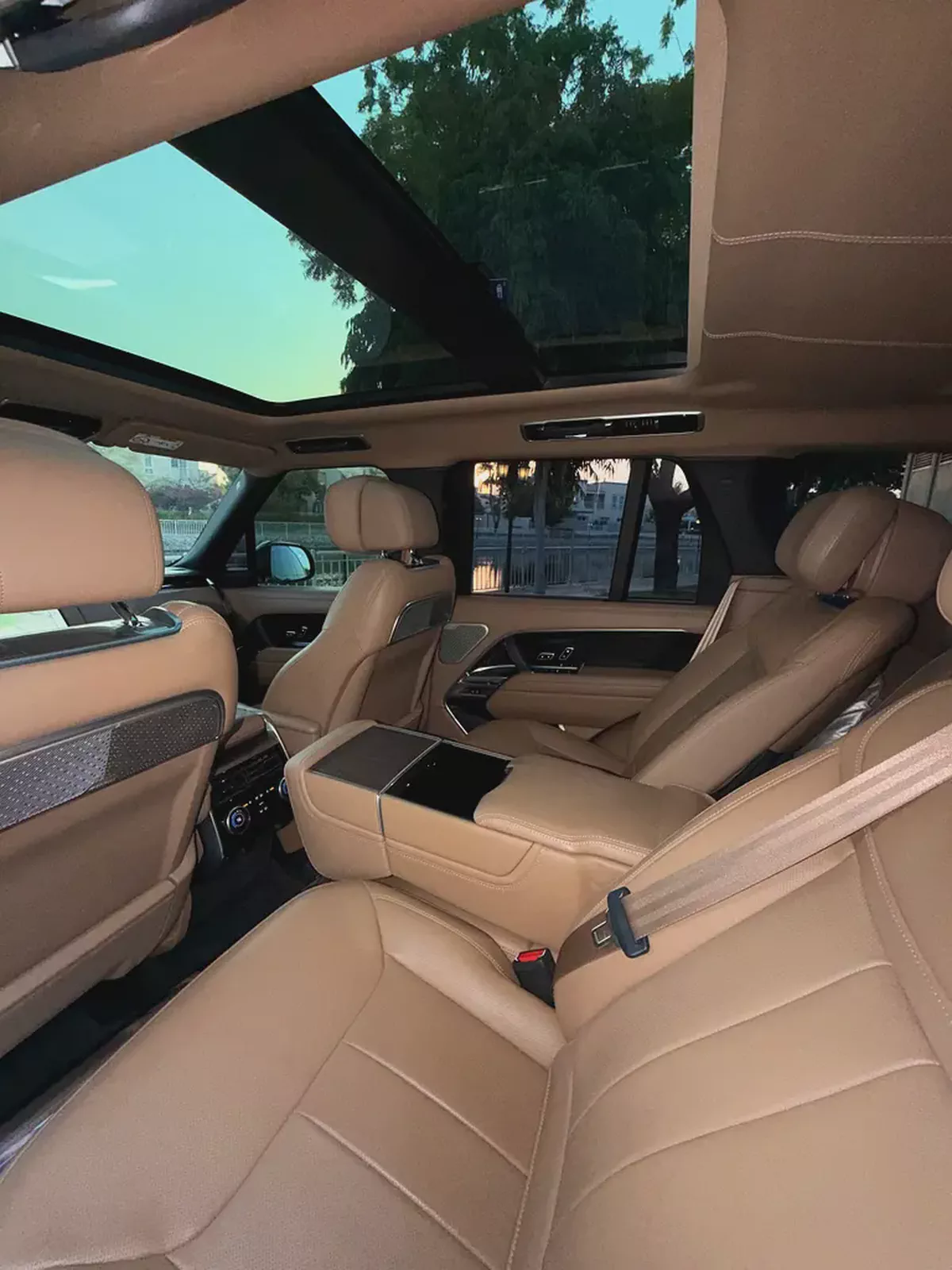 2022 Land Rover Range Rover Autobiography - GCC Specs-4-4