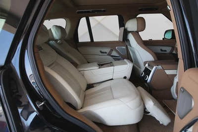 RANGE ROVER VOGUE SV - 2023 - GCC - LOW MILEAGE - FULLY LOADED - AMAZING CONDITION-18
