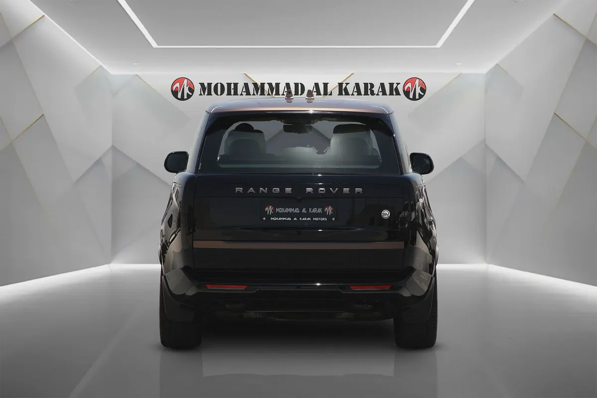 RANGE ROVER VOGUE SV - 2023 - GCC - LOW MILEAGE - FULLY LOADED - AMAZING CONDITION-3-3