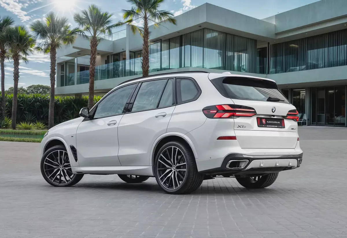 5,386 P.M |  X5 xDrive 40iM-Sport | 0% Downpayment | Excellent Condition!-2-2