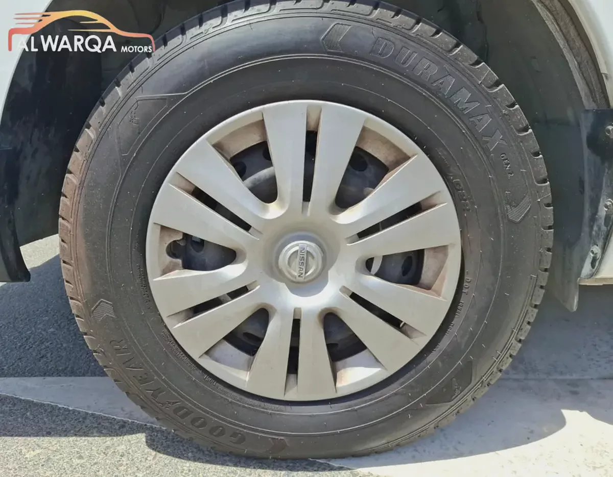 Automatic Gear 2021 Nissan Urvan Full Delivery Van-16-16