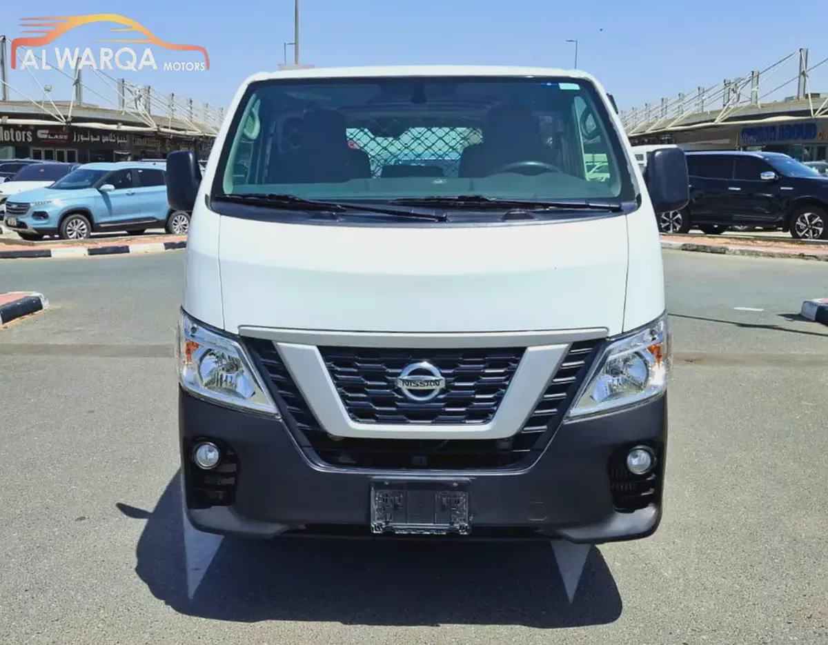 Automatic Gear 2021 Nissan Urvan Full Delivery Van-1-1