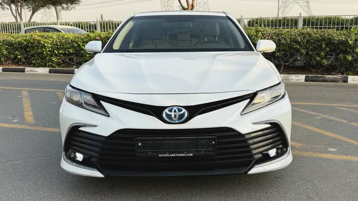 Toyata Camry LE Hybrid 2021 GCC specs, Free offers! Bank loan can be arranged!-1-1