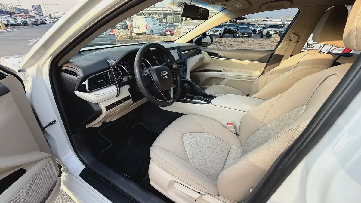 Toyata Camry LE Hybrid 2021 GCC specs, Free offers! Bank loan can be arranged!-8-8