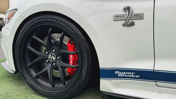 2017Ford Mustang Shelby Super Snake | GCC Specs 2017 موستنغ شلبي سوبر سنيك 2017 خليجي