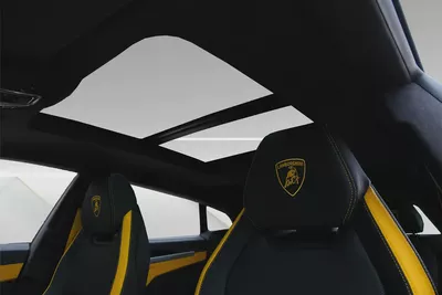2025 LAMBORGHINI URUS SE - BRAND NEW - FULLY LOADED - LOCAL REGISTRATION-9