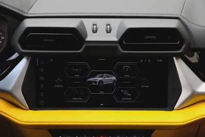 2025 LAMBORGHINI URUS SE - BRAND NEW - FULLY LOADED - LOCAL REGISTRATION-15