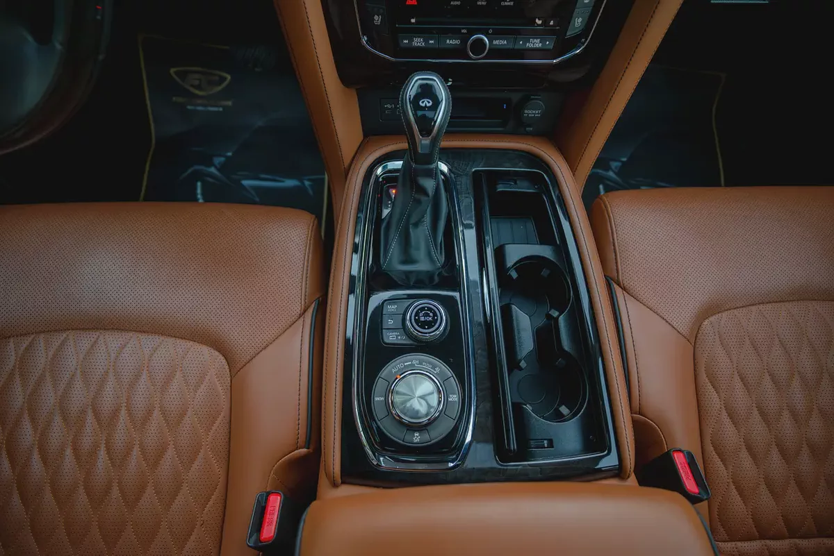 AED 1,890/Month | QX-80 Sensory | GCC Specs | Ref#I21386-17-17