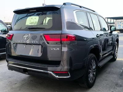 Toyota Land Cruiser VXR-4