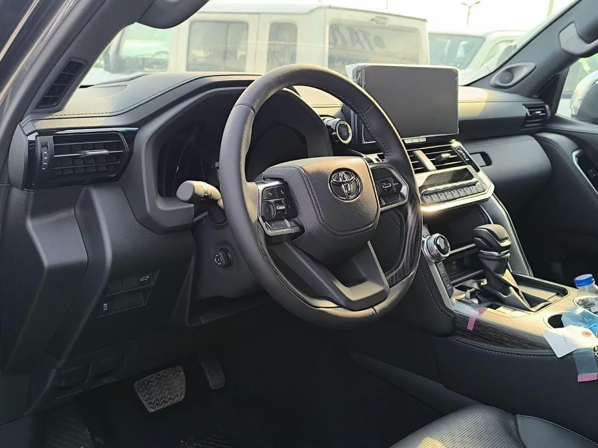 Toyota Land Cruiser VXR-12-0