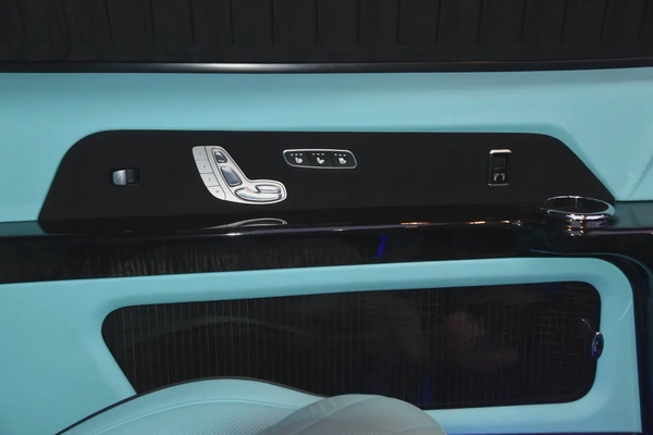 2023 ll Mercedes V300 Diesel ll Maybach Upgraded ll