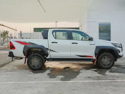 Hilux D/C P/up 4x4 2.8L DIESEL AUTO GR-S RED FLAP GCC BRAND NEW 0KM-18