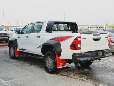 Hilux D/C P/up 4x4 2.8L DIESEL AUTO GR-S RED FLAP GCC BRAND NEW 0KM-5