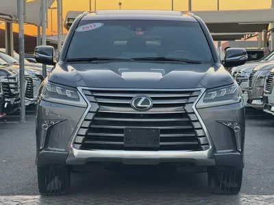 Lexus LX 570 Signature 2017 | GCC Specs | Pristine Condition-1
