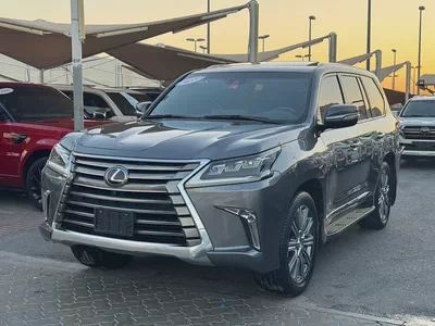 Lexus LX 570 Signature 2017 | GCC Specs | Pristine Condition-5