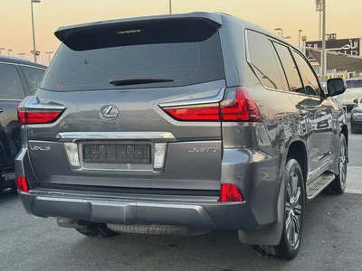 Lexus LX 570 Signature 2017 | GCC Specs | Pristine Condition-7