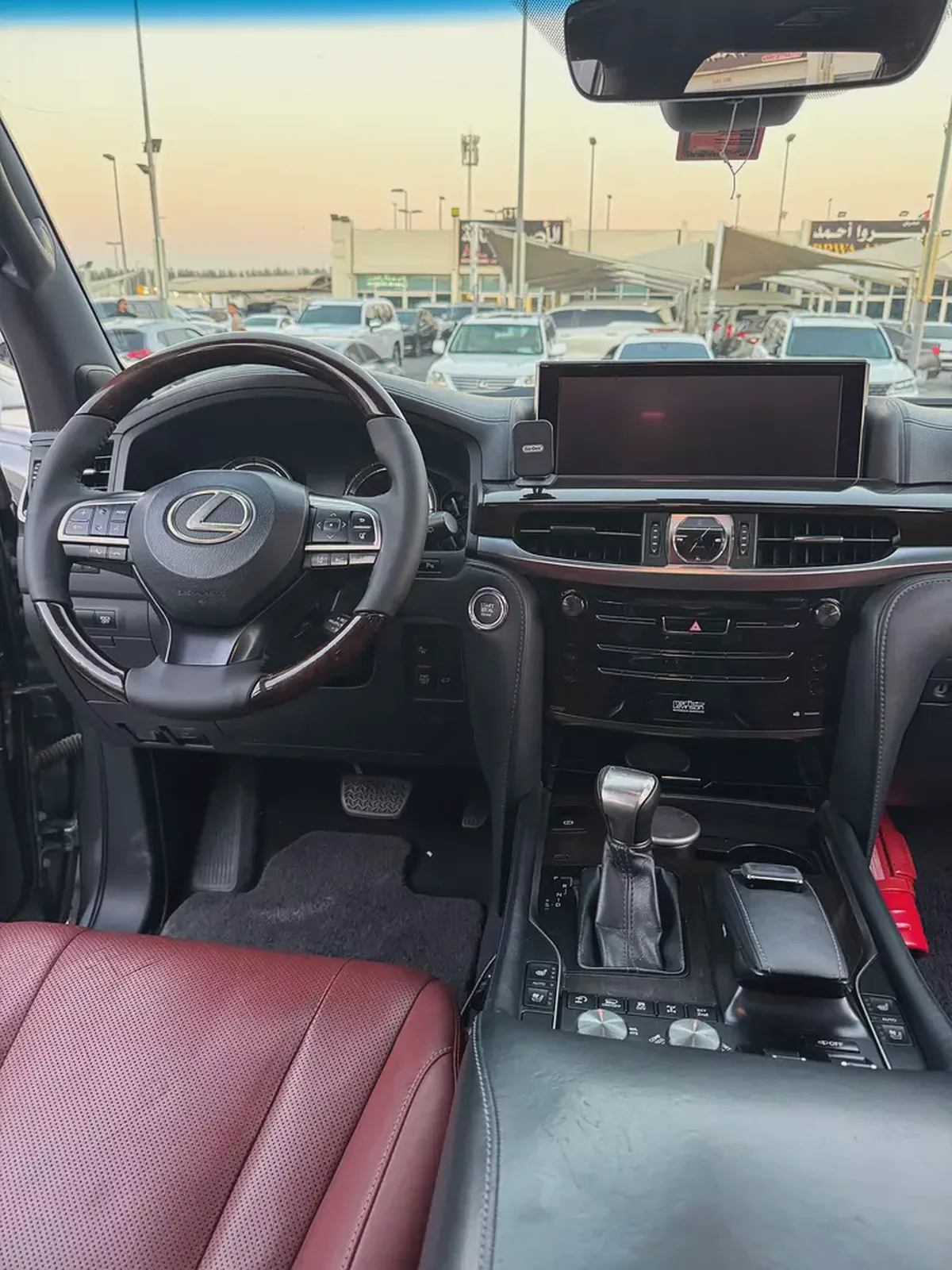 Lexus LX 570 Signature 2017 | GCC Specs | Pristine Condition-11-11