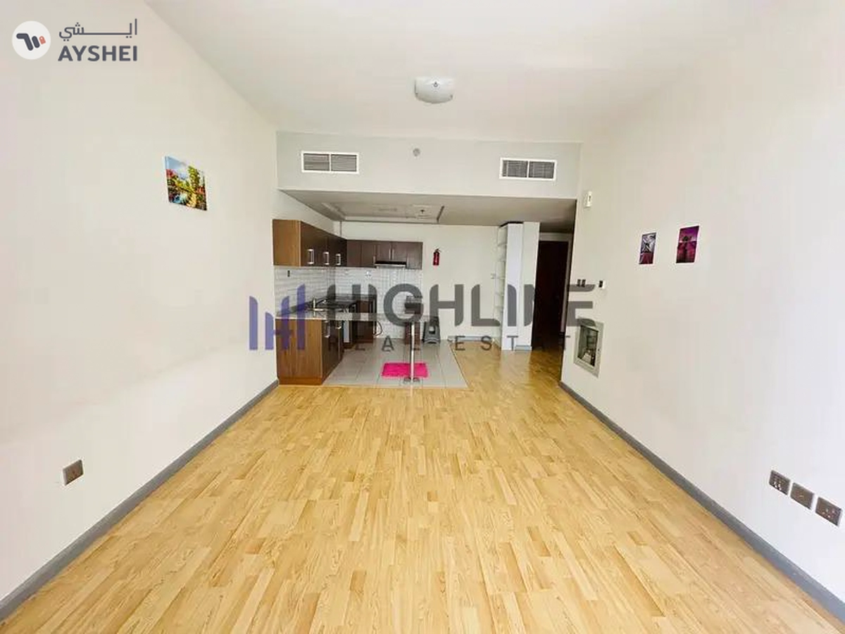 Open Kitchen | Prime Location | Family Building