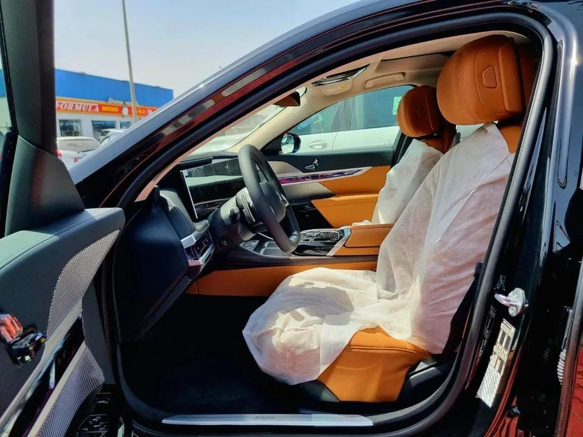 BMW 735i EXCELLENCE Under Warranty & Service 2026 GCC-9-9