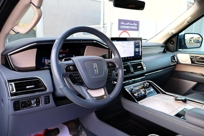 Lincoln Navigator Presidential 2023 – GCC Specification - Under Agency Warranty Until 2028-12