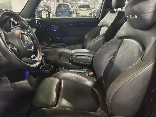 MINI COOPER S JCW John cooper works || GCC || FULL AGENCY SERVICE || ORIGINAL PAINT