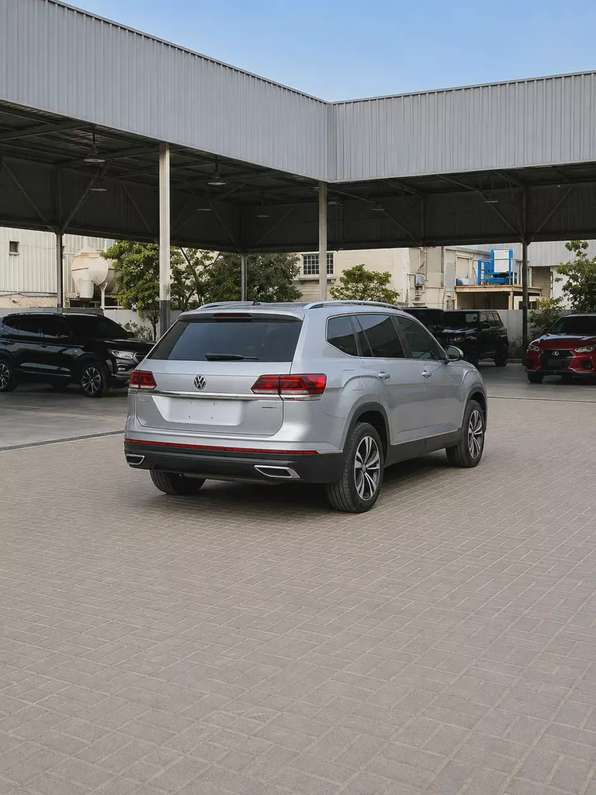 AED 1,250 P.M | Volkswagen Teramont Comfortline 2021 GCC Specs-3-3