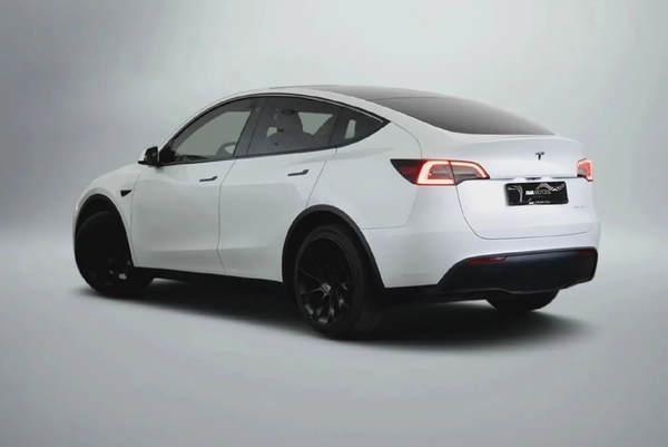 2,461 AED / 60 month’s | 0% DP | 2023 Tesla Model Y Long Range Dual Motor / Tesla Warranty