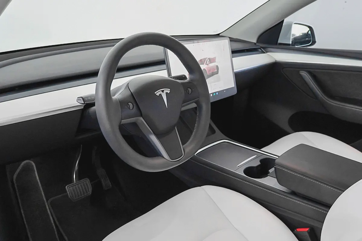 2,461 AED / 60 month’s | 0% DP | 2023 Tesla Model Y Long Range Dual Motor / Tesla Warranty-6-6