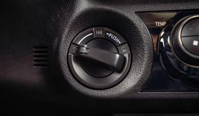Toyota Hilux ADVENTURE-15